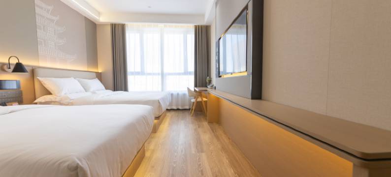 如家旗下UP华驿智旅酒店(嫩江市公路客运总站店)图片