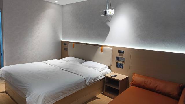 尚客优快捷酒店(凤城振兴街店)