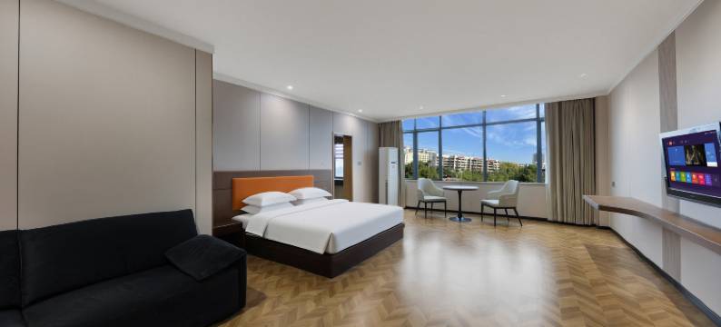 麗濠·逸居酒店(武汉汉口北大道店)图片