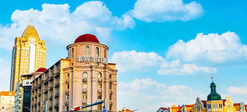 和颐至尚酒店(青岛火车站栈桥海景店)图片