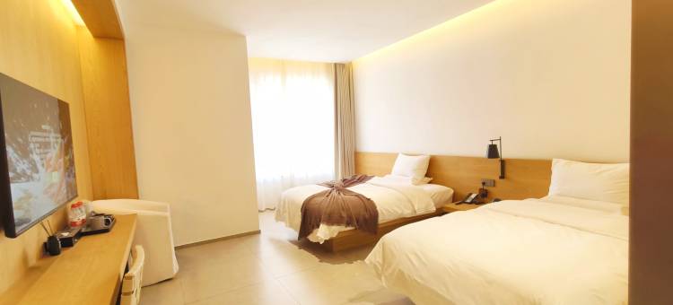 璞玉酒店(东港北站店)图片