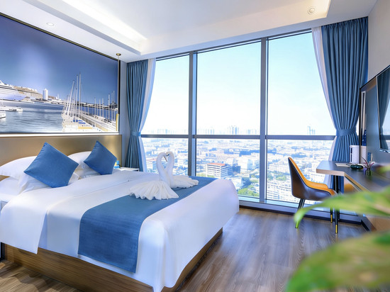 雅斯特美途酒店(陆川高铁站步行街店)