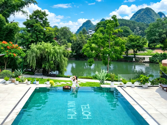 阳朔画馨酒店(十里画廊遇龙河店)