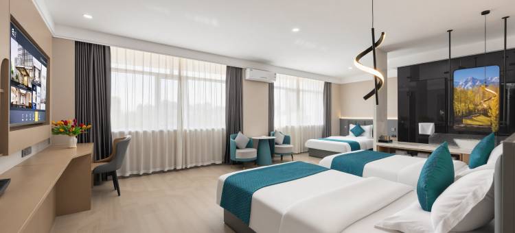 艺龙万国酒店(张掖西站钟鼓楼店)图片