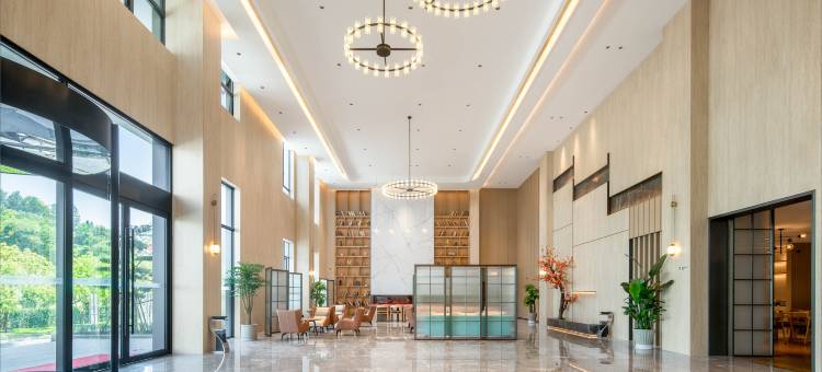 丽怡酒店(婺源弦高文旅街区高铁站店)图片