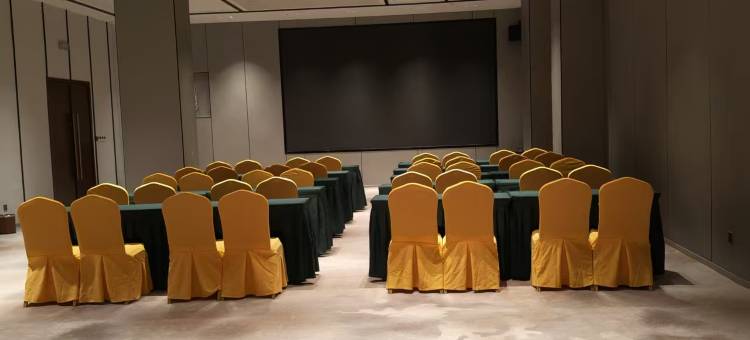 维也纳国际酒店(达州火车站罗浮广场店)图片