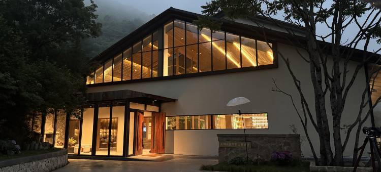 大明山夏雨荷山野酒店图片