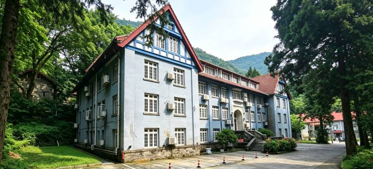 龙浩假日酒店(庐山山上店)图片