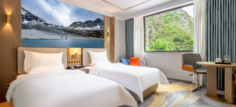 康定情歌广场格萨尔酒店图片