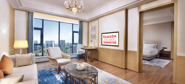 东莞松山湖华美达广场酒店图片