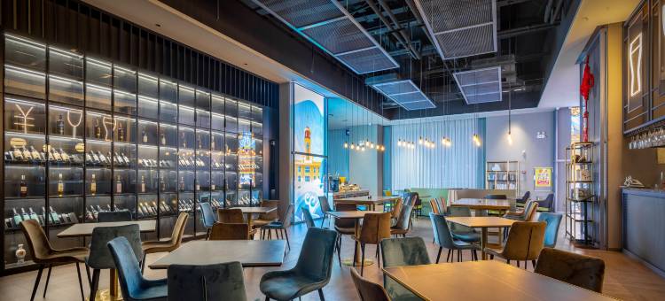 艺龙安云酒店(武汉大学街道口地铁站店)图片