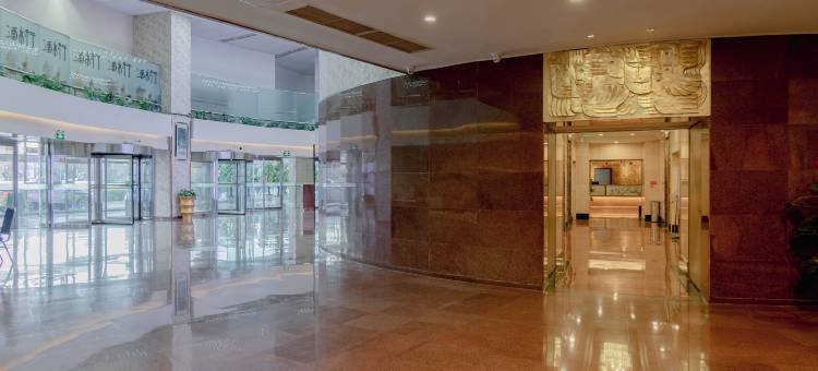 北京二十一世纪饭店(朝阳公园亮马桥地铁站店)图片