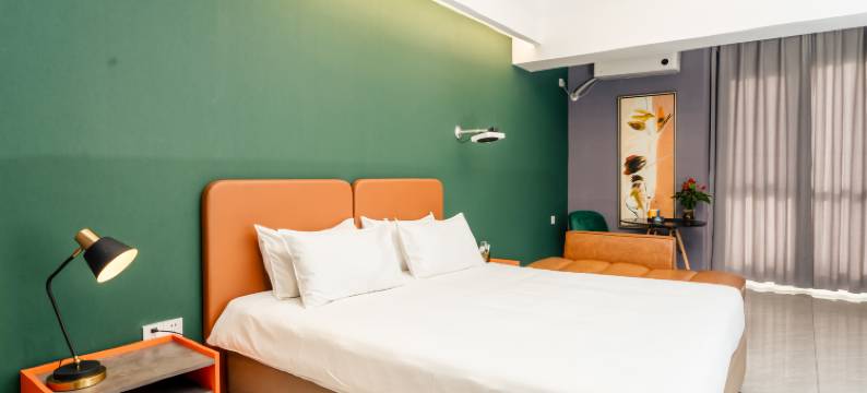 普兰尼·H水晶公寓(曲江汉华城店)图片