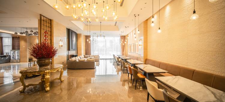 东城港湾大酒店(岳阳文化艺术会展中心店)图片