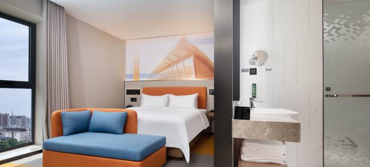 咸阳体育场希尔顿欢朋酒店图片