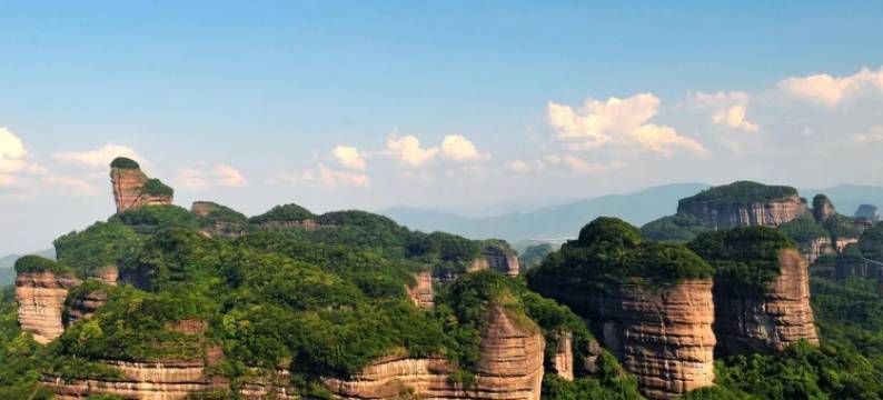 丹霞山佐邻竹苑客栈图片