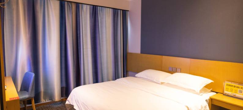 久居可商旅酒店(乌鲁木齐高铁站店)图片