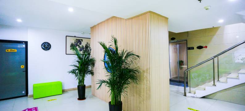 张坊假日酒店图片