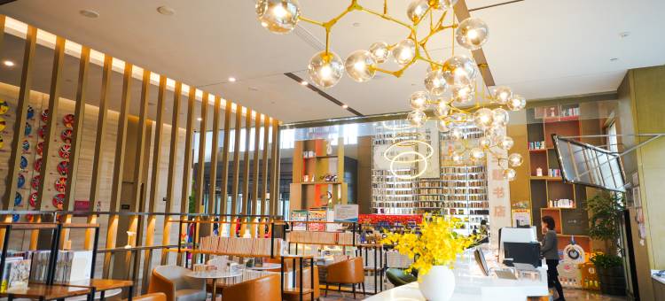 宁波绿地铂骊酒店(奥体中心金山路地铁站店)图片