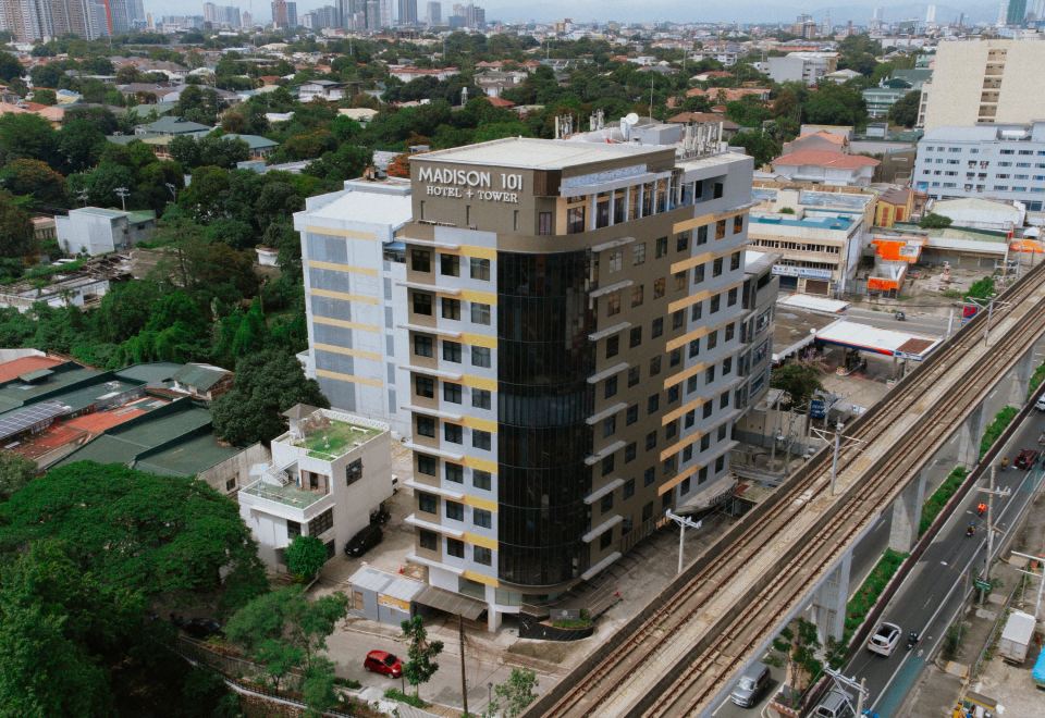 Madison 101 Hotel + TowerOver view