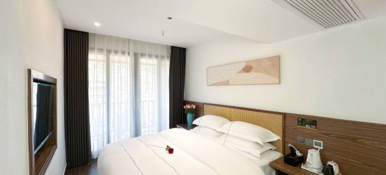 江韵小筑江景民宿(凤凰古城景区南华桥店)图片