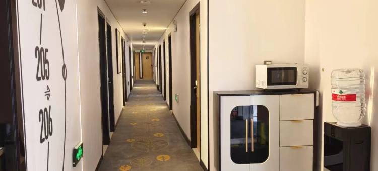 青季酒店MlNl(上海宝山吴淞国际邮轮码头店)图片