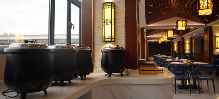 艾圣医皇艾灸养生文化酒店(广州白云机场店)图片