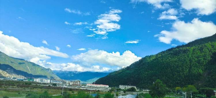 林芝润博酒店图片