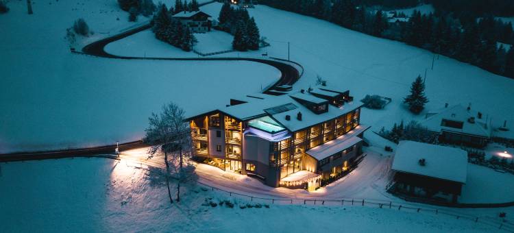 La Cort My Dollhouse - Adults Only(La Cort My Dollhouse - Adults Only)图片