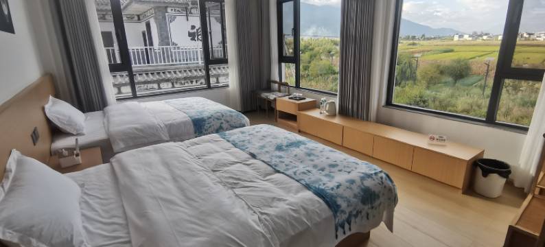 大理溪边小筑民宿(洱海S湾生态廊道店)图片