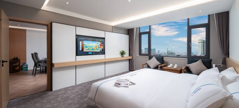 蒙自御峰大酒店(滇南大商汇店)图片