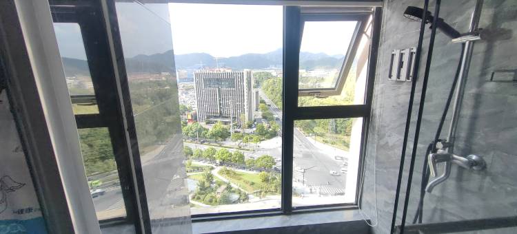 子约城市驿站(临安宝龙广场浙江农林大学东湖校区店)图片