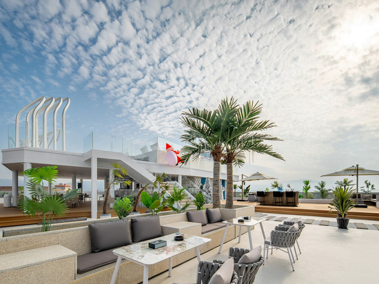 瑞丽兰欧国际酒店