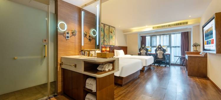 寓约电竞酒店(武汉古田二路地铁站店)图片