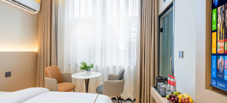 蓝宜尚居酒店(西河公园店)图片