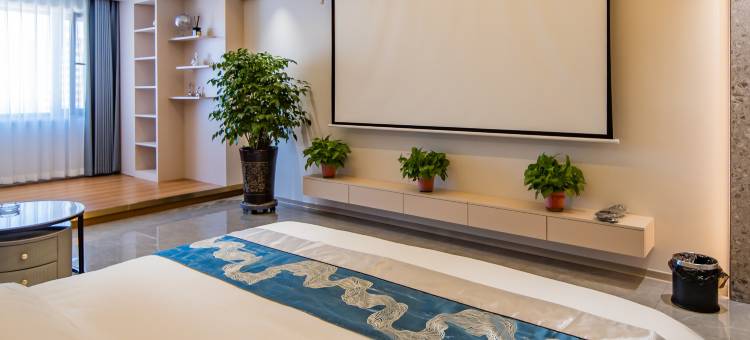 逸嘉智能民宿(大同南站方特欢乐世界店)图片