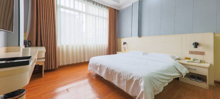 贵港现代商务酒店(马草江生态公园贵港高铁站店)图片