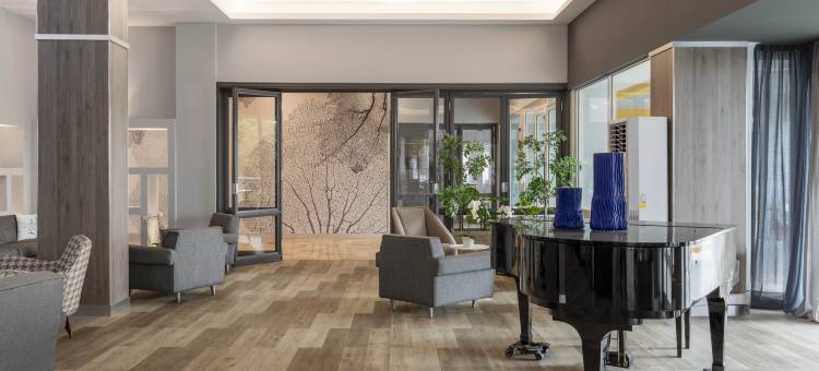 苏西公园酒店(B&B Hotels Park Hotel Suisse Santa Margherita Ligure)图片