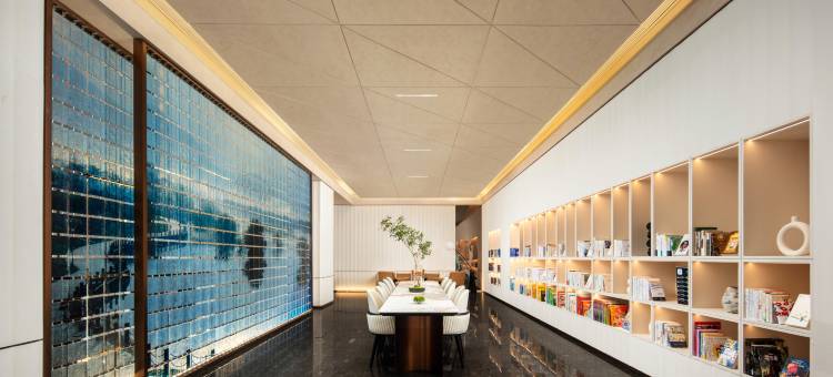 绍兴新昌海创大厦新北路亚朵酒店图片