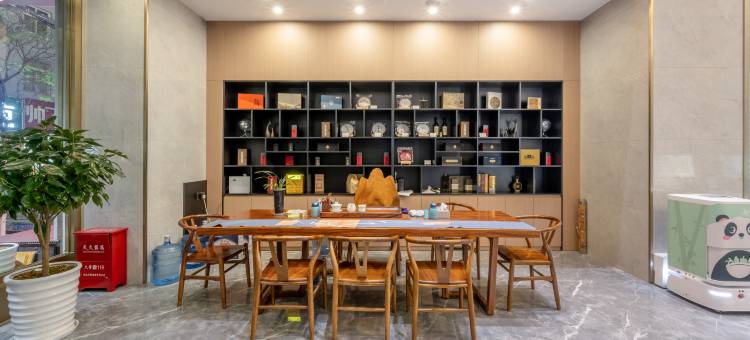 盛庭智慧酒店(大理高铁站洱海公园店)图片