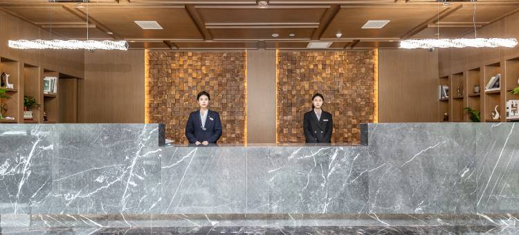 巴里岛国际酒店(精河友好时代高铁南站店)图片