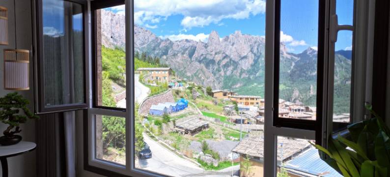 扎尕那悠云假日民宿(达日观景台店)图片
