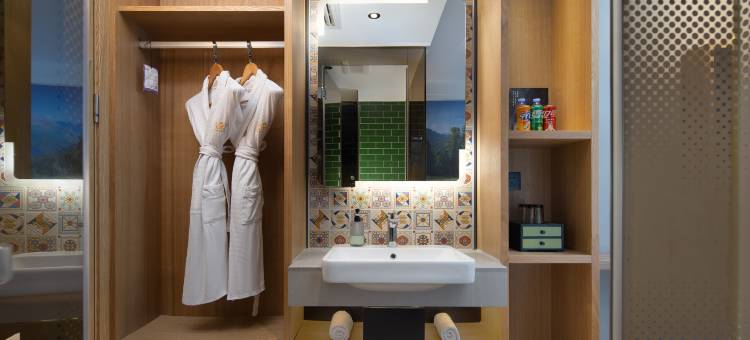 秋果酒店(北京西站六里桥东地铁站店)图片