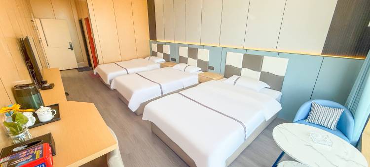 青海湖观山知湖酒店(二郎剑景区店)图片