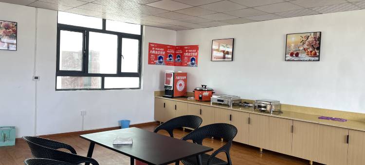 拉孜贝壳酒店图片