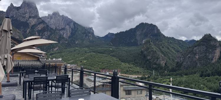 迭部县扎尕那景区大酒店图片