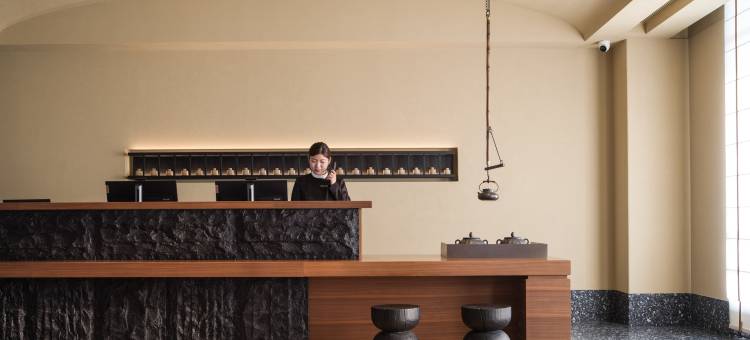 大连星海广场百年城雕海景亚朵酒店图片