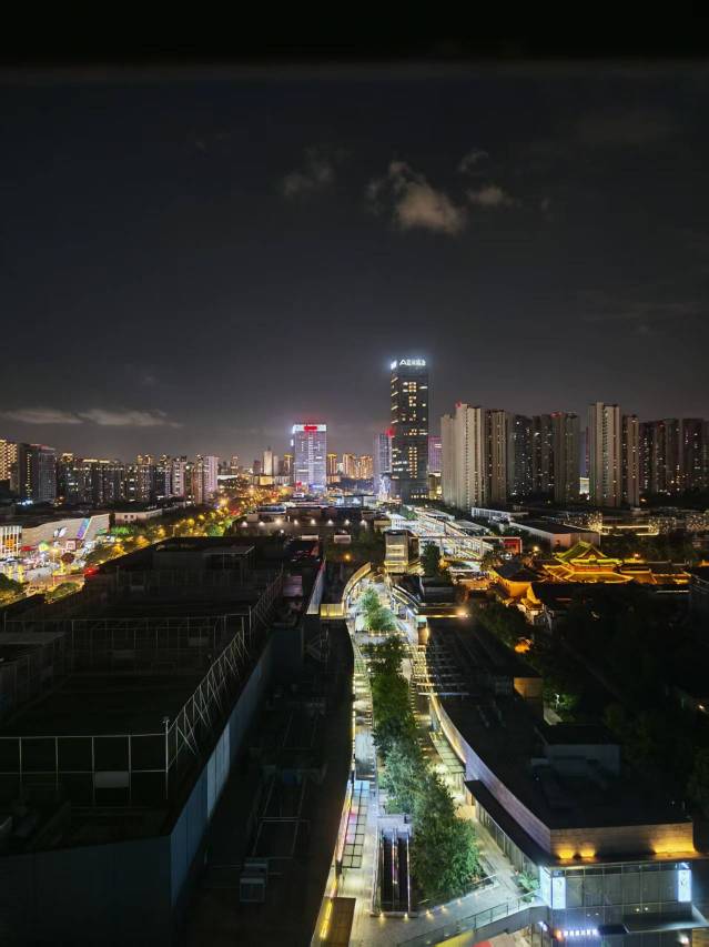 金石商务酒店(无锡江南大学海岸城店)图片