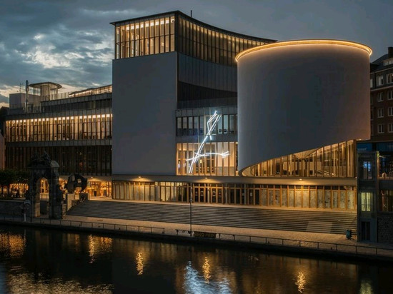 那穆尔美居酒店