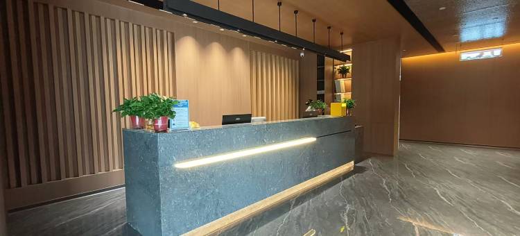 五耐集团商务酒店(巩义巩城大道明德眼科医院店)图片